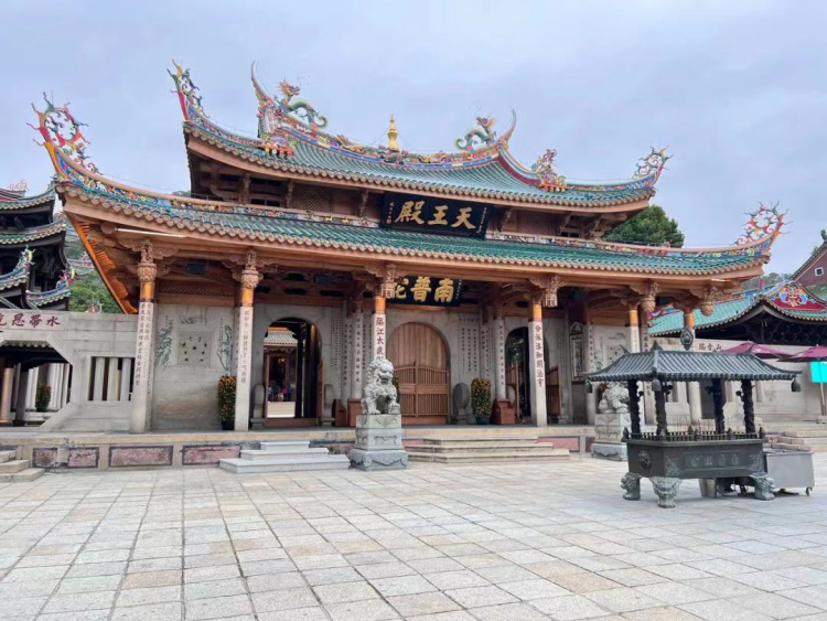 鹭岛厦门行之四∣在千年古刹南普陀寺用素宴