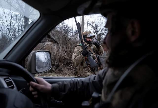 �������ڳ��ϣ��ڿ����������ս��