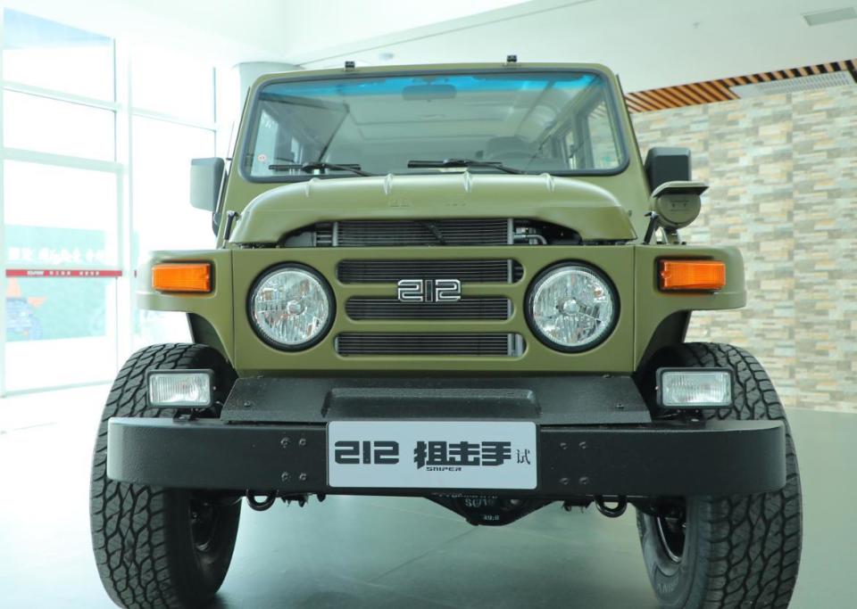 我们带来了太多的回忆,也是我们共和国的第一款专业意义的上的吉普车!