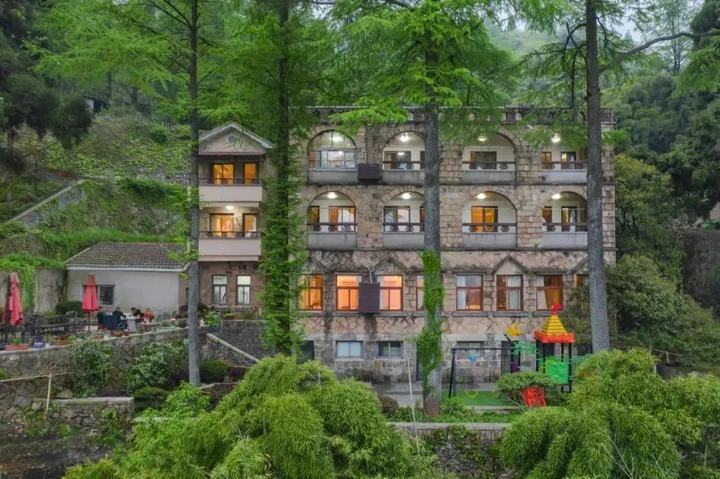 中高考毕业生,莫干山风景名胜区凭准考证免票啦!