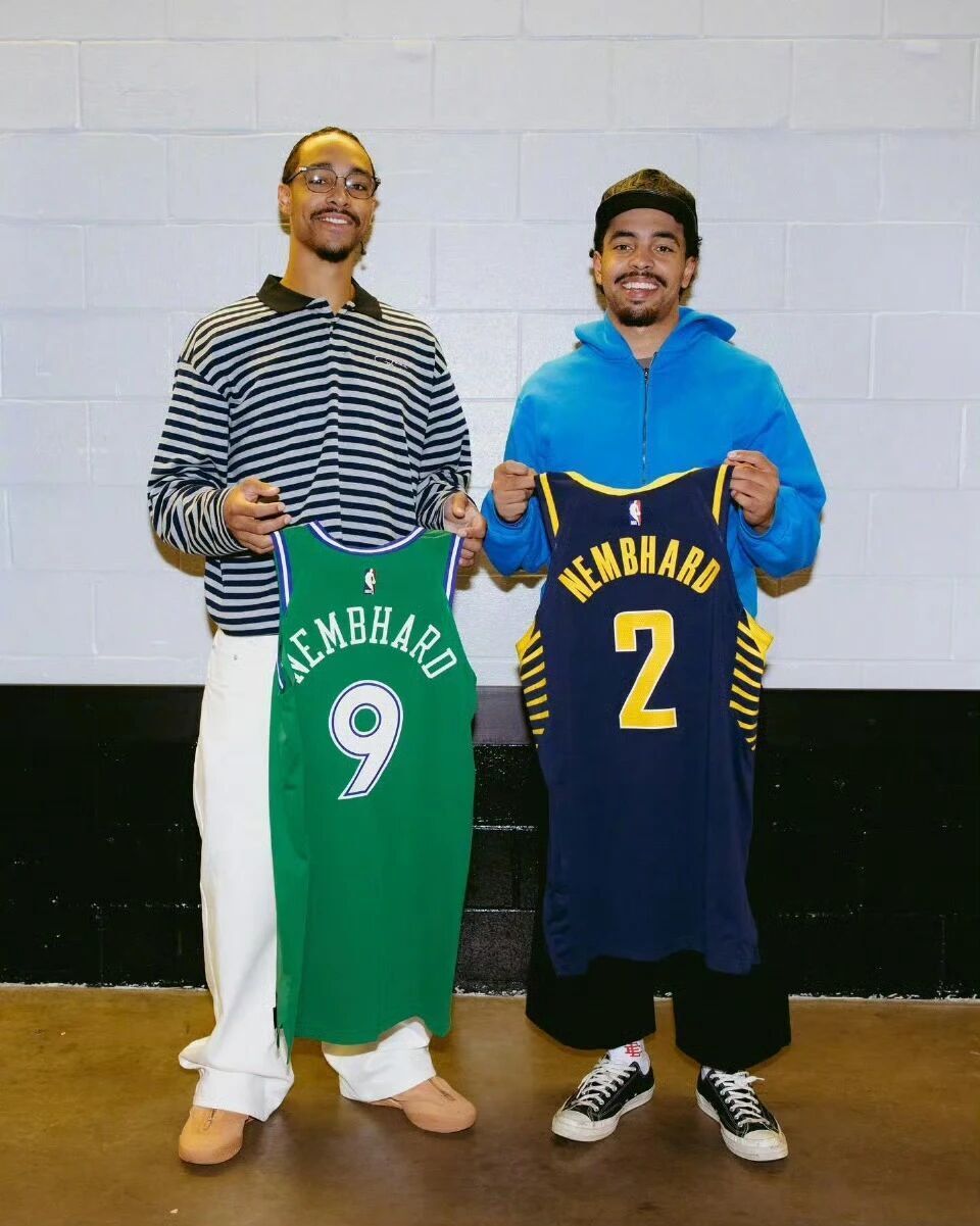 现役最矮，1米78的新秀助攻王，两兄弟都打NBA_腾讯新闻