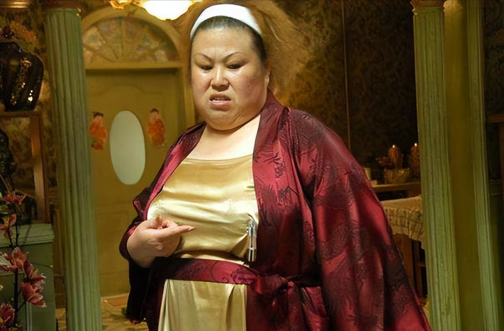 "黄金配角"胖姐:80年代谈过一次恋爱被骗后没人敢娶,至今单身_腾讯