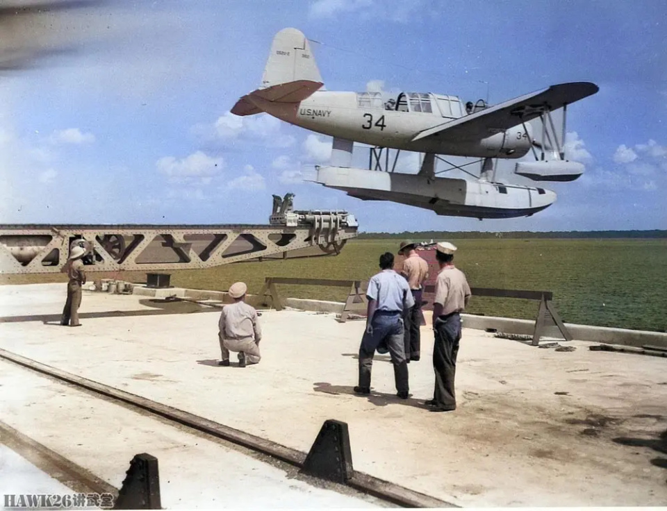 ��ս����Ӣ�ۣ�����OS2U������ˮ�Ϸɻ�