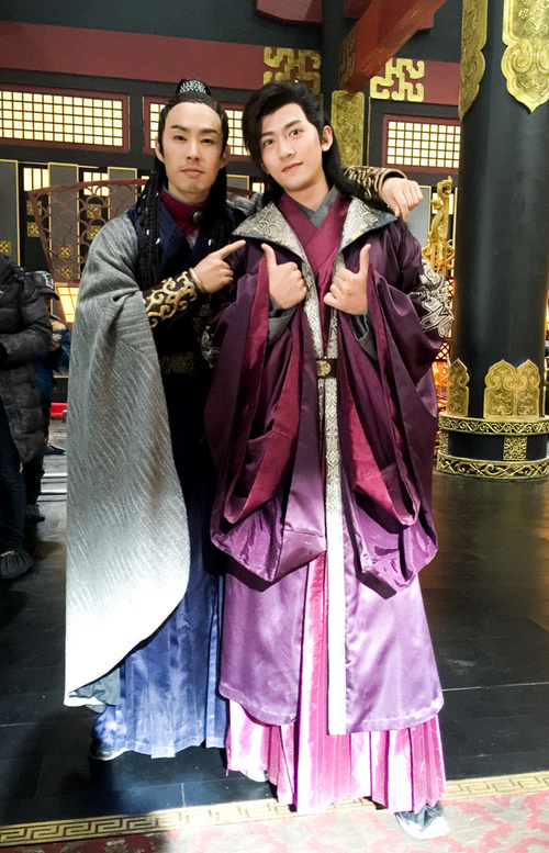 年轻时撞脸黄海冰,陈晓,《追风者》中演反派,张天阳终于火了_腾讯新闻