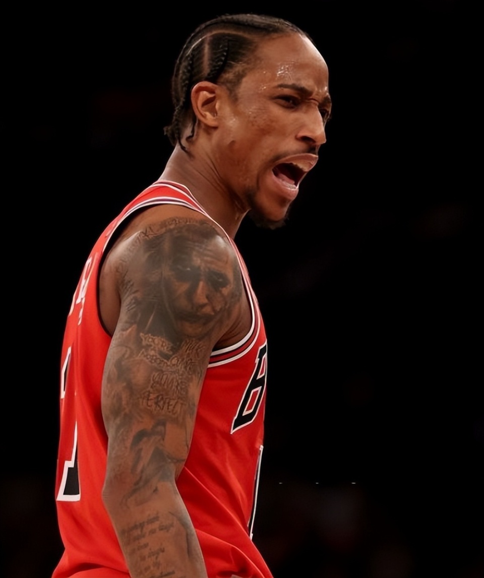 520万交易特例8首轮还将交易美记透露德罗赞成目标纽约欲组4巨