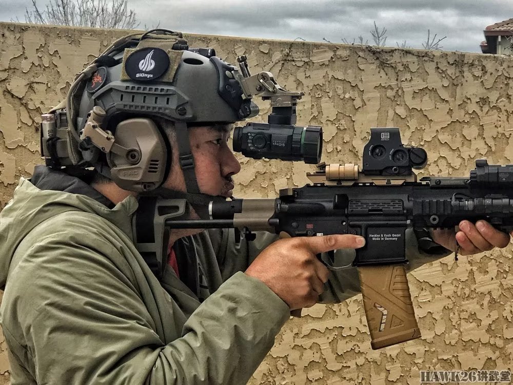 评测:eotech exps3全息瞄准镜 超强功能成为ar步枪绝佳配置_腾讯新闻