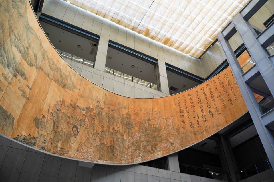 作为初来乍到的新人,了解一座城市最好的方式就是去博物馆.黄冈位于