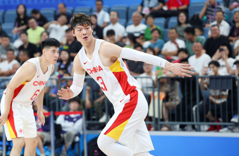 王哲林走吧篮下软篮板防守没有挡拆糟糕不如招募杨瀚森