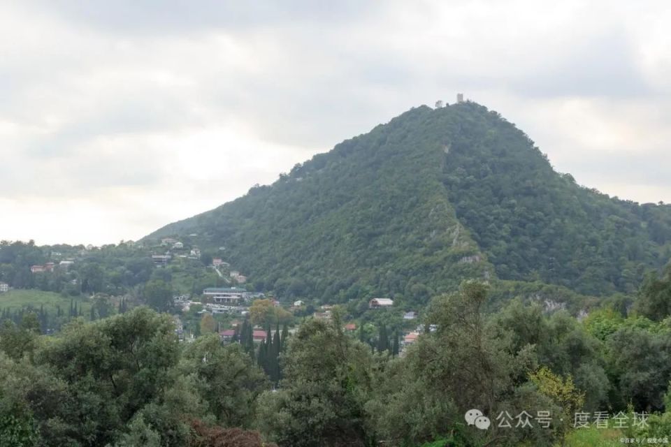 紫金山最高峰图片