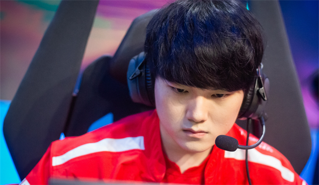 阿水theshy还没交手tes先被冲上热搜战队道歉对不起大哥