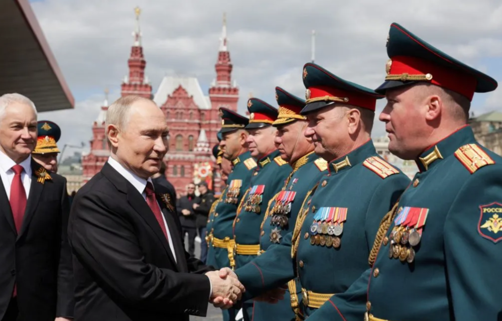 �����������⡰ն�ס���˭�ڳ����߲����٣�