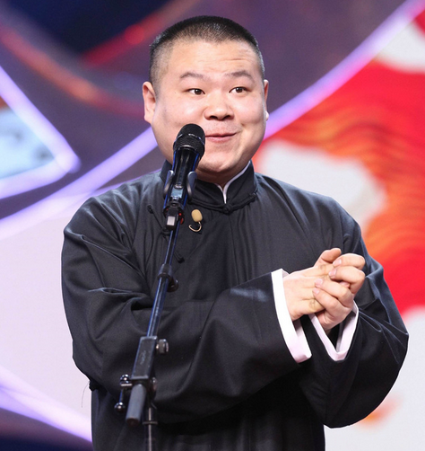 岳云鹏的黑料越来越多,憨厚老实的人设崩塌,出名后的他玩得也很花