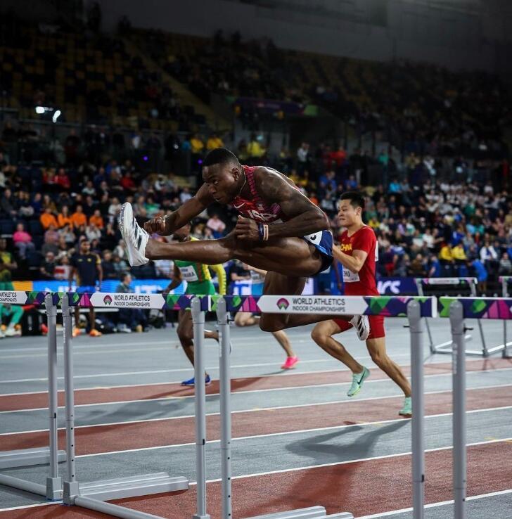 神级跨栏猛将连续九年75场连胜史上十强占八席刘翔幸好没和他同一时代