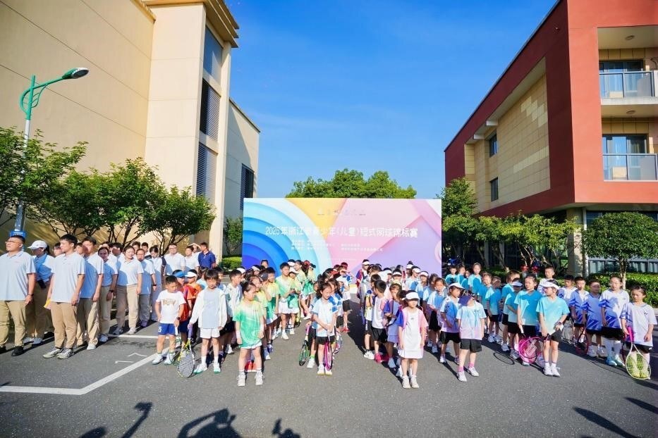 比赛首次引入橙色用球！浙江省青少年短网赛湖州开赛