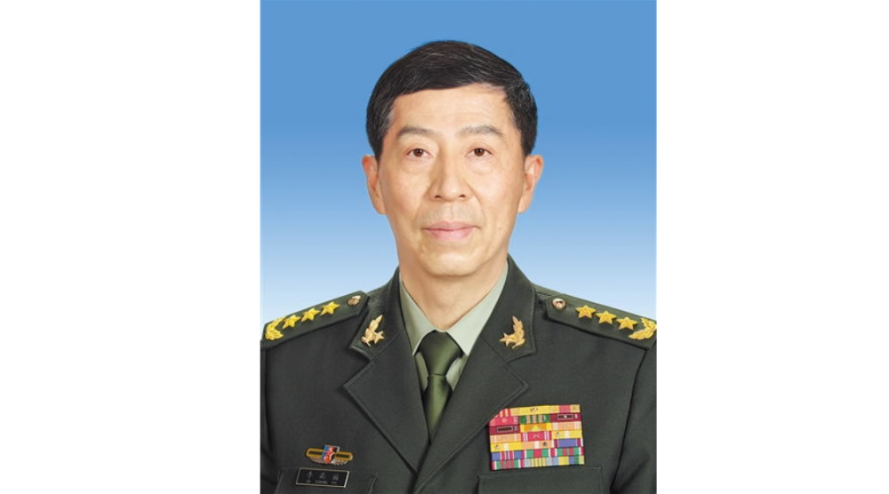 在2018年的时候,美国对我们现在的国防部长李尚福(时任装备发展部部长