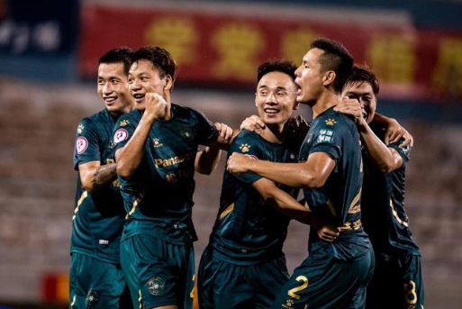 中超转会动态:曝海港签恒大2将 浙江现13位新面孔 升班马动作频繁_腾