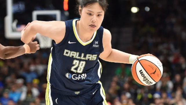 WNBA：李月汝复出2+2+3犯规 飞翼惨败难阻联盟第一8连胜