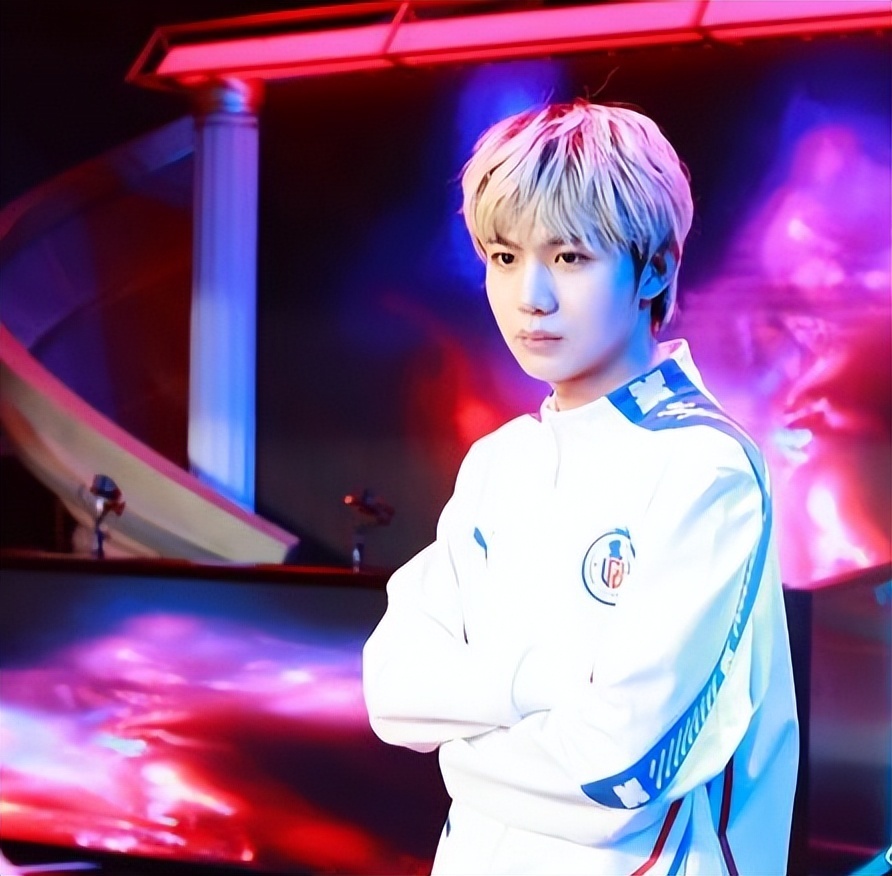 21日kpl战果dyg预定b组席位rw侠首战惨败fly尽力了