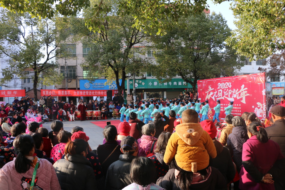 咸安横沟桥镇:集镇蝶变展新颜 处处绽放文明花_腾讯新闻