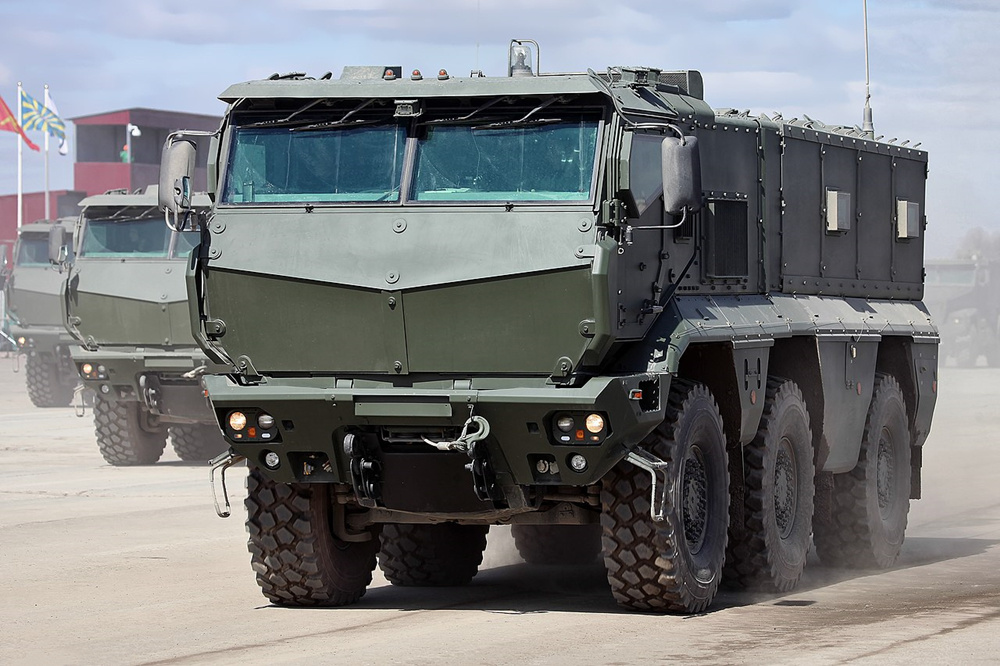 俄罗斯卡马斯63968台风防雷反伏击车