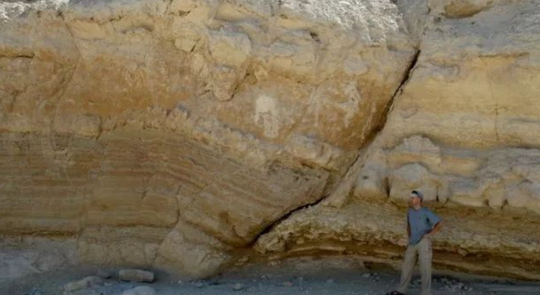 游戏历史上断层式第一,逆水寒的产能已经夸张到惊掉下巴了!_腾讯新闻