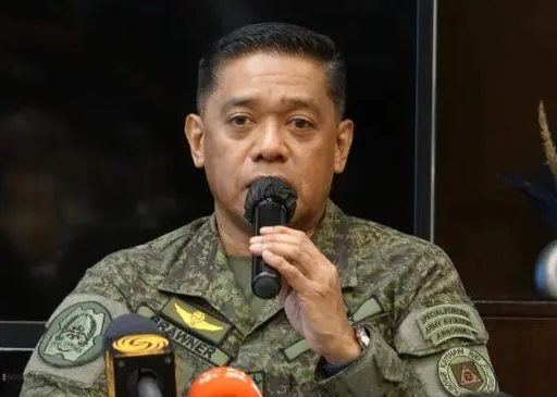 菲律宾再闯仁爱礁,中方使用水炮驱逐,不到24小时,菲国内传来政变消息