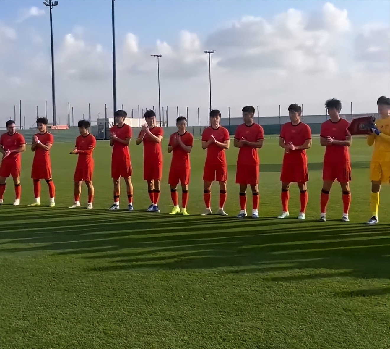 爭議！他為邵佳一3場進3球，依舊無法鎖定國足絕對核心？球迷熱議 - 