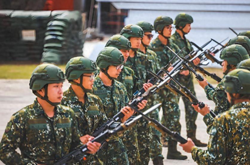 央视曝光机器狼生产线，将改变未来战争形态_腾讯新闻