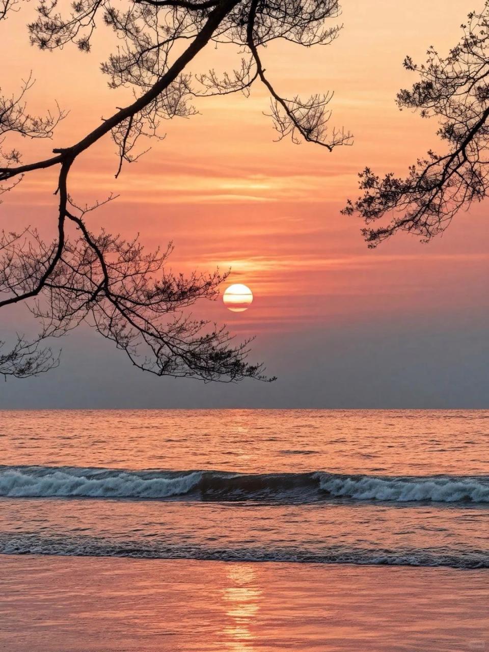 大漠孤烟直,长河落日圆.24句以小见大诗词:尺幅千里,意境壮阔