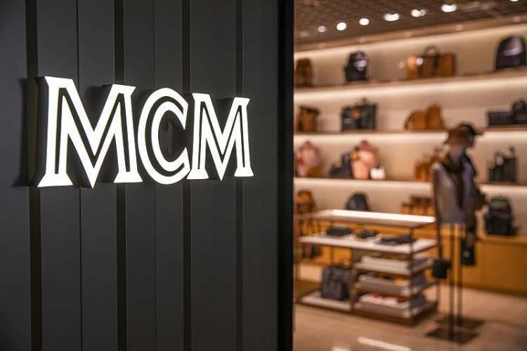 韩剧女主背火的包,没人再爱_腾讯新闻