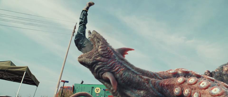 看完《章鲨》,我不由得慨叹,中国科幻片这么拍,以后就没人看了_腾讯