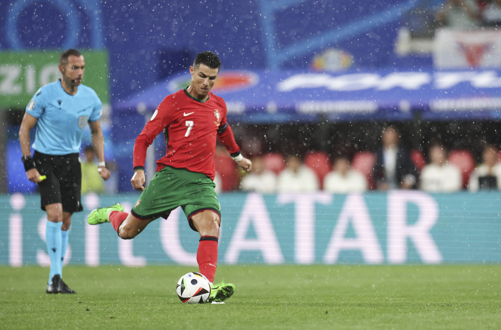 c罗,一个时代行将落幕