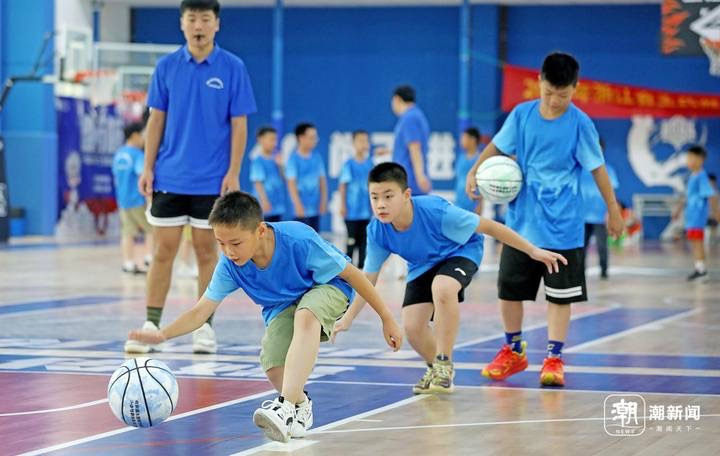 杭州最老牌的公益体育夏令营开始报名！游泳、足球、篮球、攀岩……210个名额，免费抢