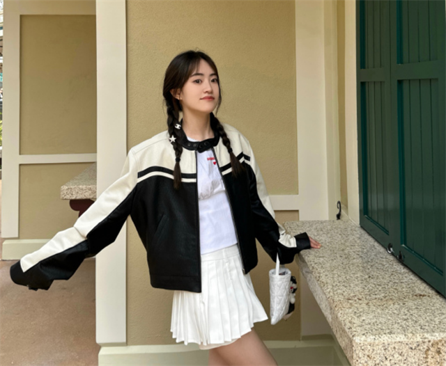 原来阿水gala女友是好闺蜜选手没法陪她俩一起去游乐园玩耍