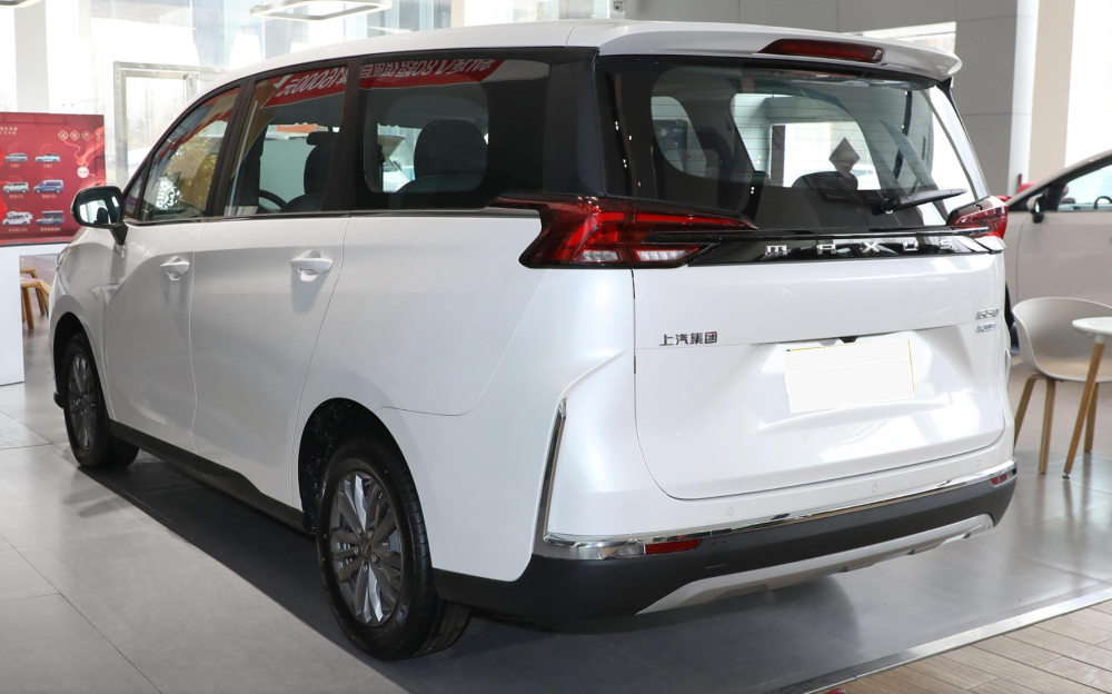 加大加宽的mpv20万实力只卖998万无人知的7座商务车