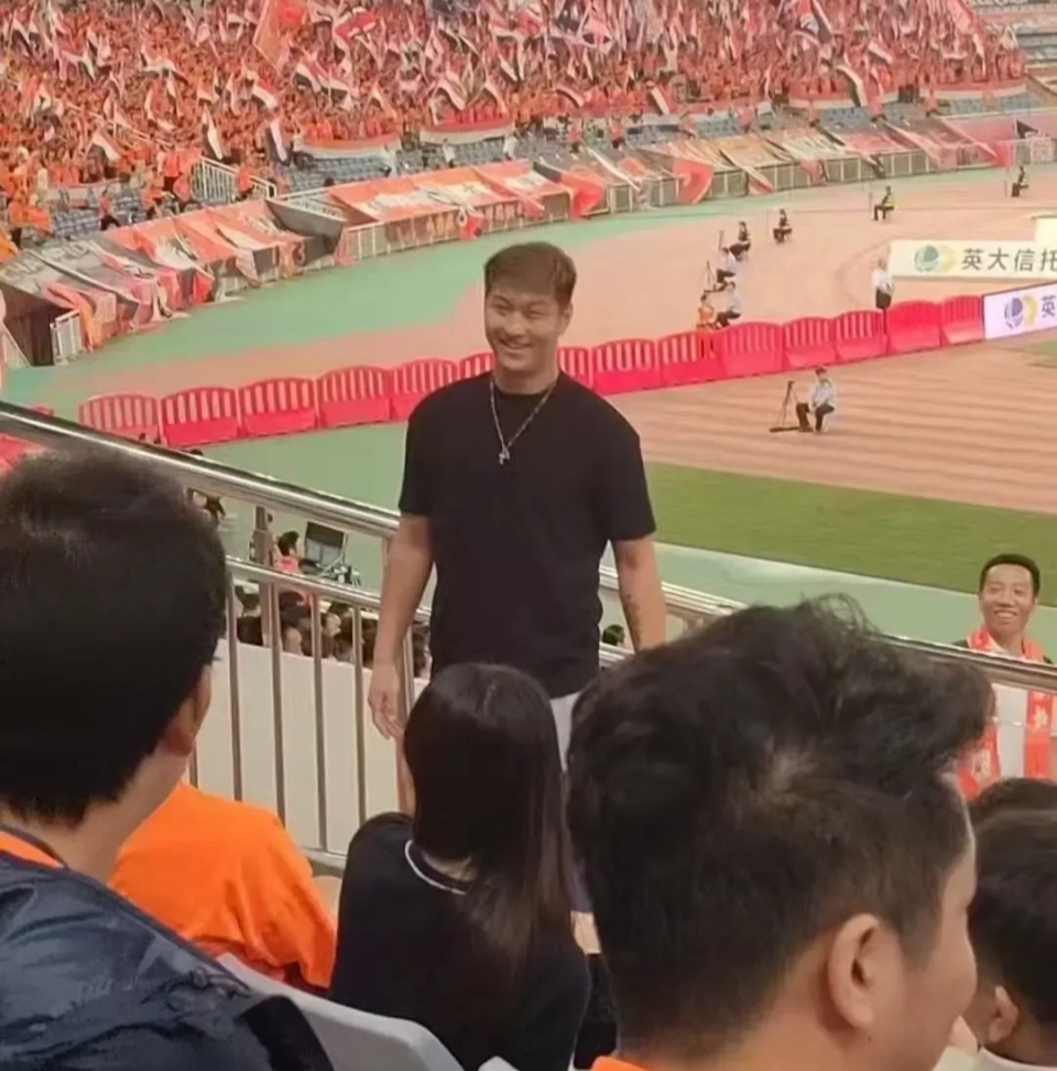 悔不当初？郭田雨意外现身京鲁大战，赛后发文：可惜没有如果