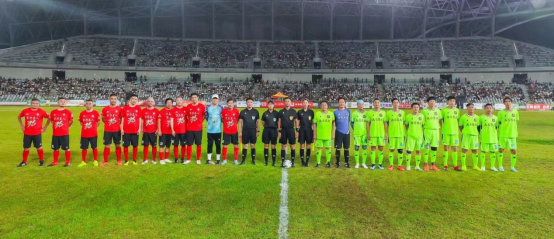 这场粤港明星足球赛燃爆了!