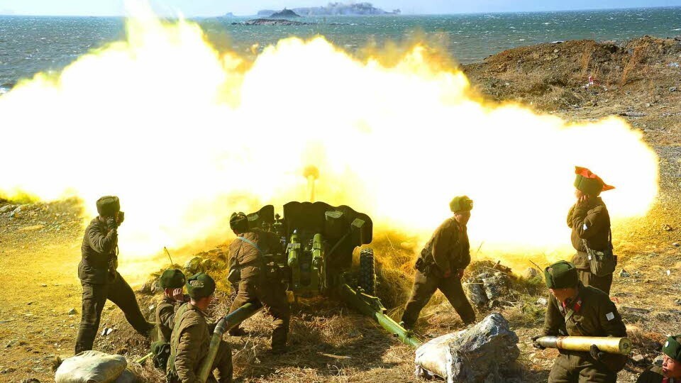 朝鲜说开炮就开炮,在对岸齐发200多枚炮弹,韩国发布紧急避难令