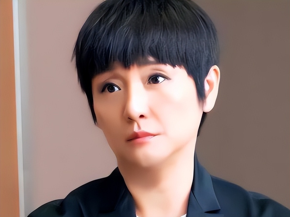 吃孔琳7年“软饭”却爱上柯蓝，现娶小12岁美女，儿子成国民童星_腾讯新闻