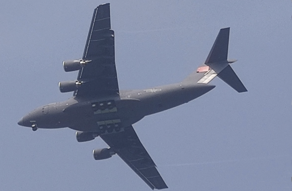 运20b换装4只酒桶最大航程7800公里载重量达66吨可期