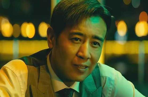 于和伟斩获"年度电视剧演员"荣誉,用作品赋予自己了底气_腾讯新闻