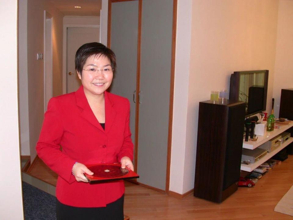 据悉,今年58岁的麦玲玲是中国香港易学大师,堪舆学家,同时她还是tvb