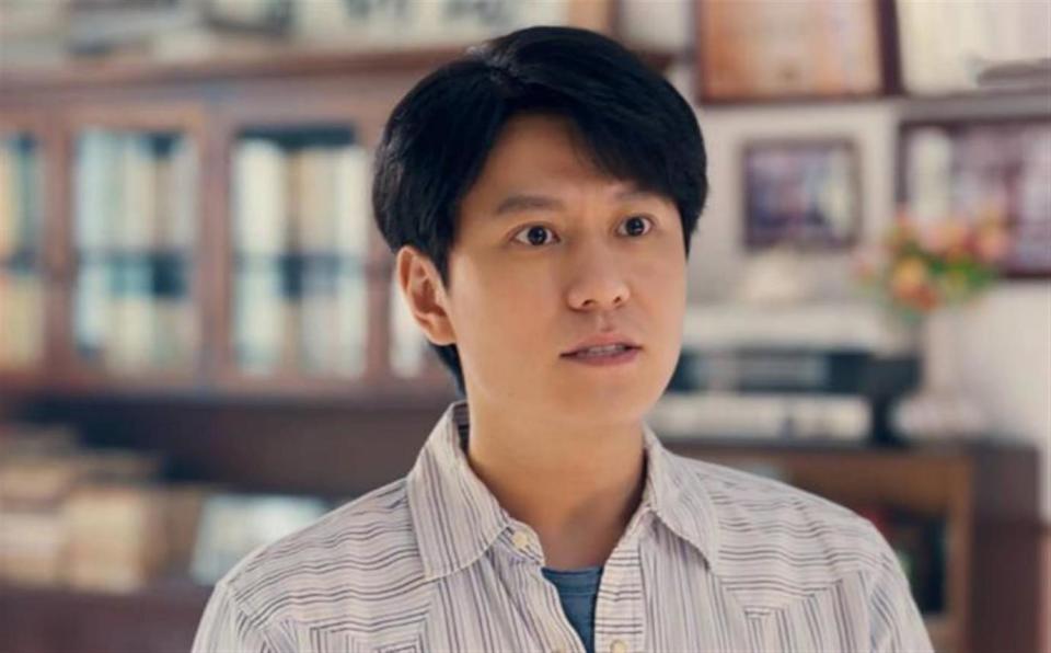 与杨紫分手后，转身恋上毛晓慧的秦俊杰，现在过得怎么样？_腾讯新闻