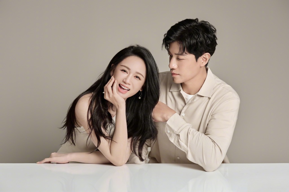 陈乔恩晒与艾伦合照,幸福又甜蜜,二人领证两年即将举办婚礼