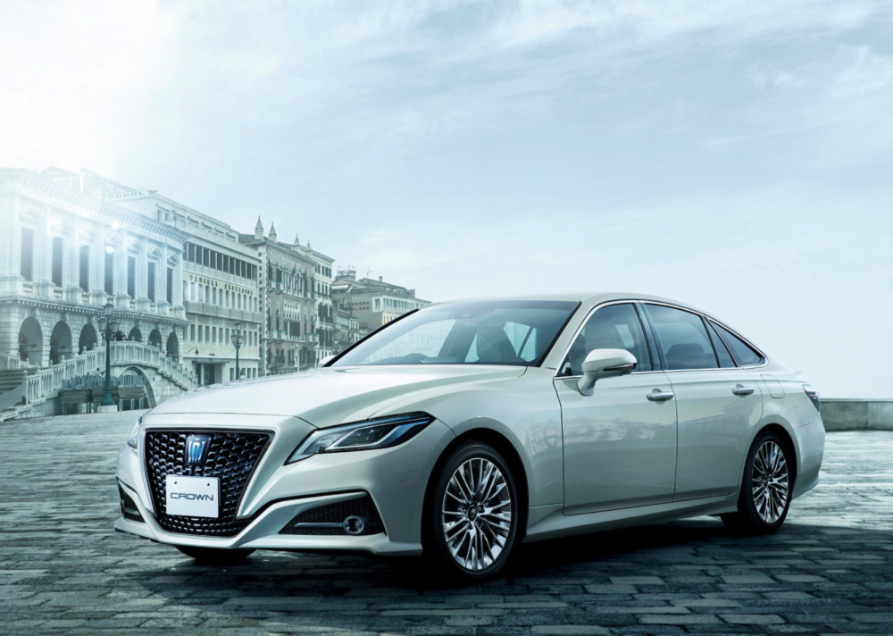 全新皇冠或29万起轿跑车身58秒破百会是你的梦中情车