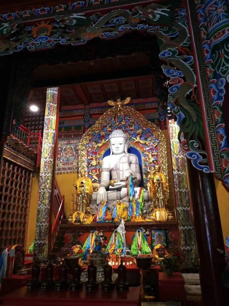 先游大召寺,后转延寿寺