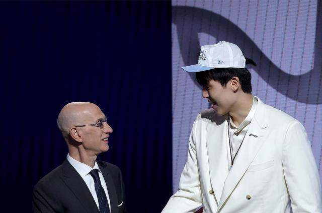 火箭中产合同锁定新目标！亚历山大-沃克成休城引援对象