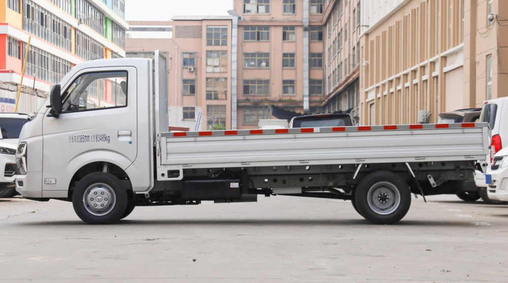 五菱全新轻卡来了,单排座 2.0l自吸动力,还是国6b排放