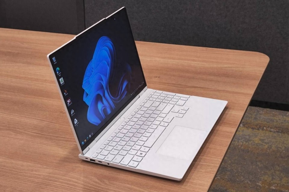 机械革命无界15X升级到Pro，仅仅是换了CPU？还有哪些变