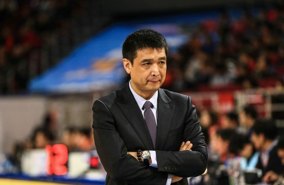 曝北控男篮正式交易孙桐林为球队腾出顶薪名额